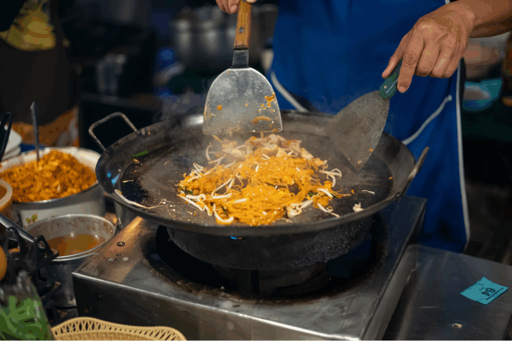 Pad Thaï street food Thaïlande