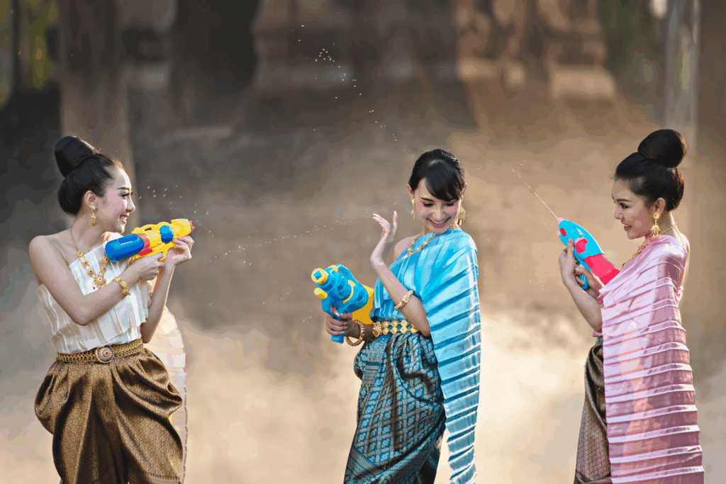 Songkran traditionnel et moderne