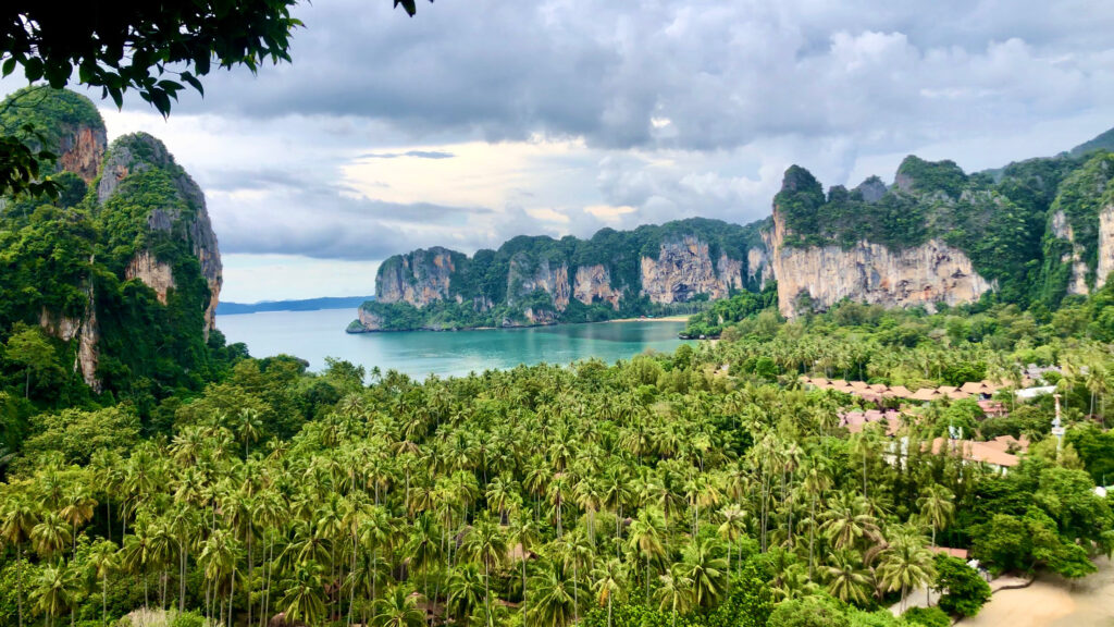 Vue panoramique Railay Beach